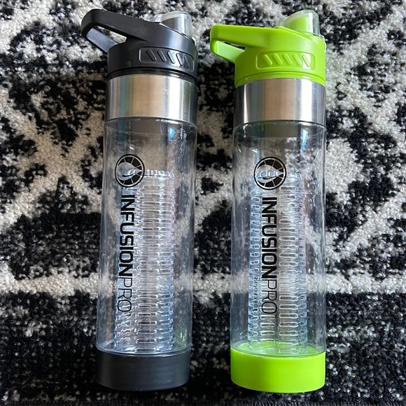 Dining Infusion Pro Water Bottles With Koozies Poshmark